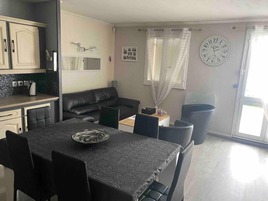 Chez Manu Meuble De Tourisme 2 Etoiles Pour 6 Personnes - 3 Chambres Villeparisis Exterior foto