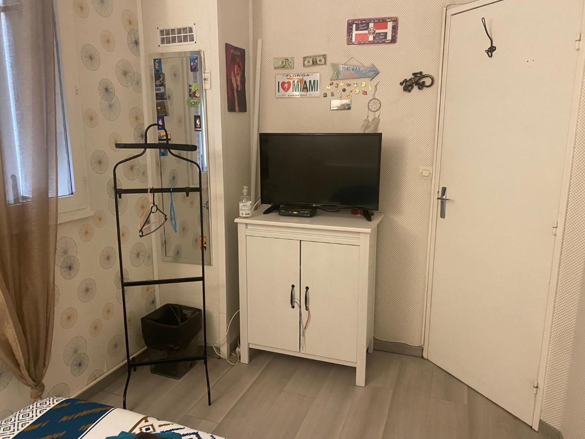 Chez Manu Meuble De Tourisme 2 Etoiles Pour 6 Personnes - 3 Chambres Villeparisis Exterior foto